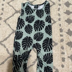 Modern keiki bodysuit
